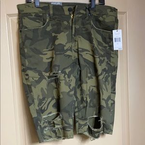 Jordan Craig distressed camo shorts